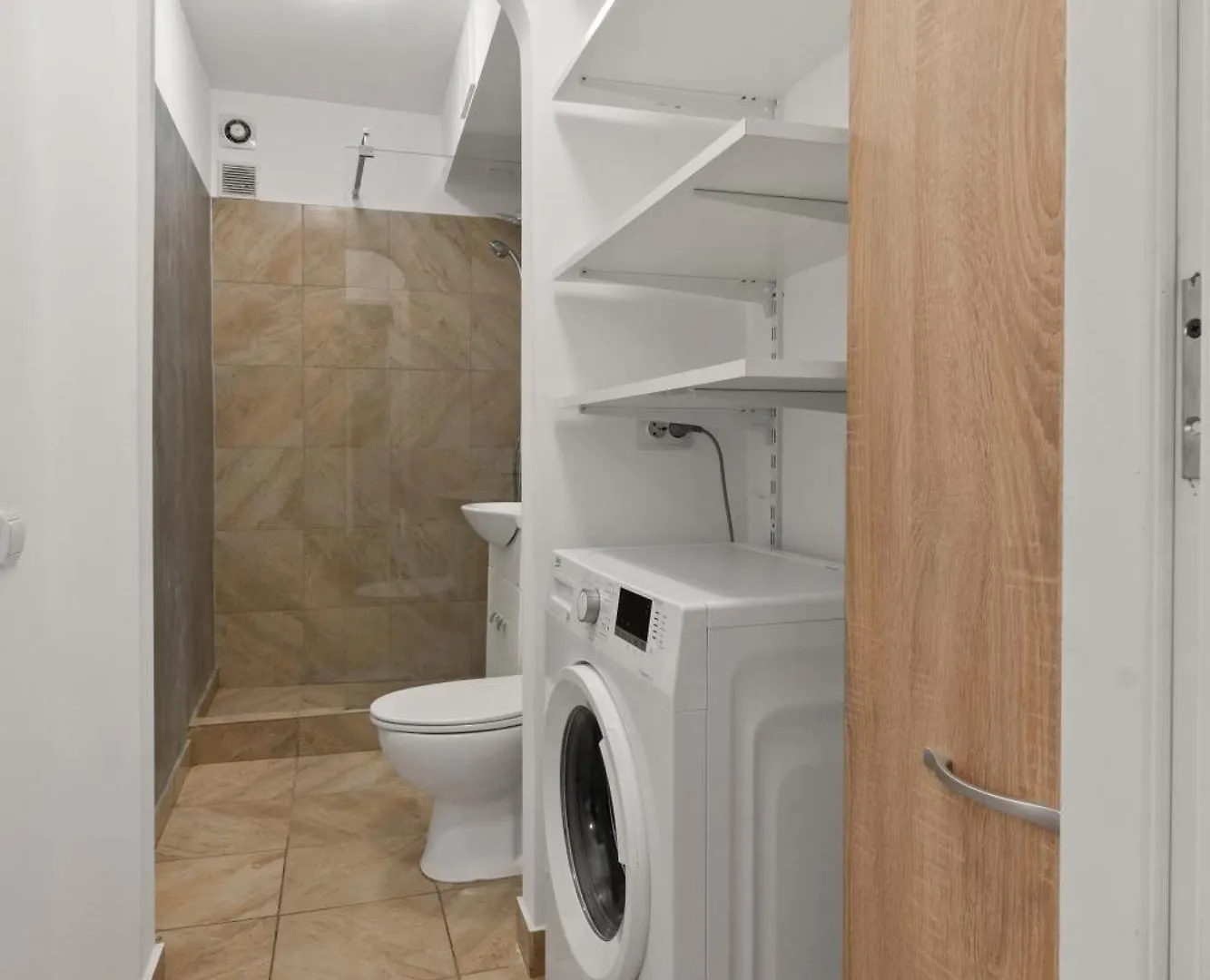 Convenient Gara De Nord Apartment Бухарест